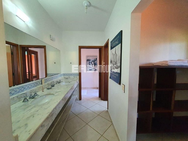 Segunda casa a partir da praia, para temporada em Itamambuca