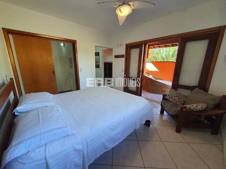 Segunda casa a partir da praia, para temporada em Itamambuca