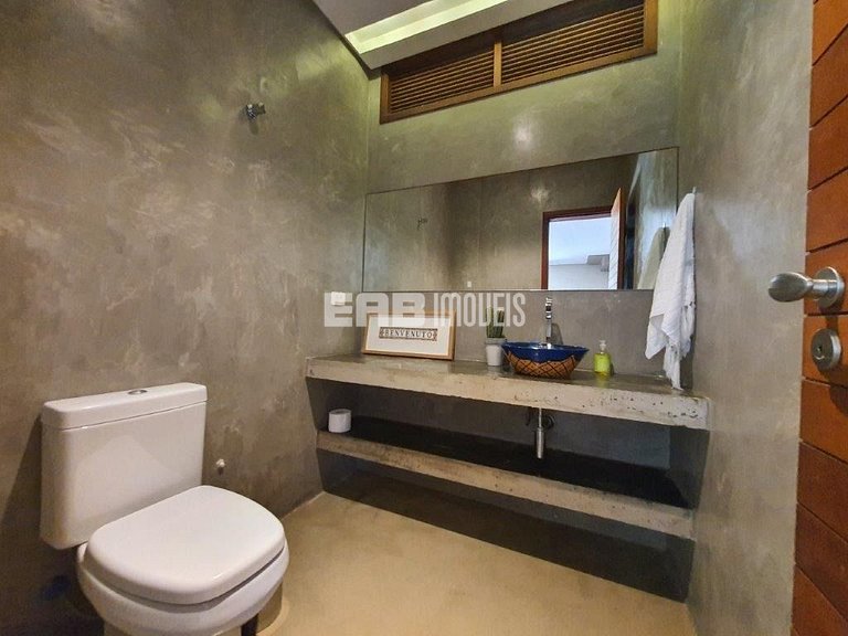 Casa sustentável a 70m da praia de Itamambuca