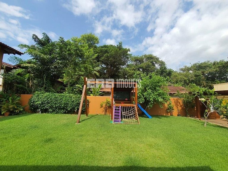 Casa com piscina aquecida, para temporada na Praia de Itamam