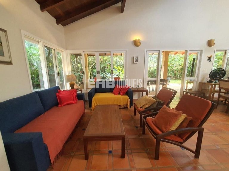 Casa com piscina aquecida, para temporada na Praia de Itamam