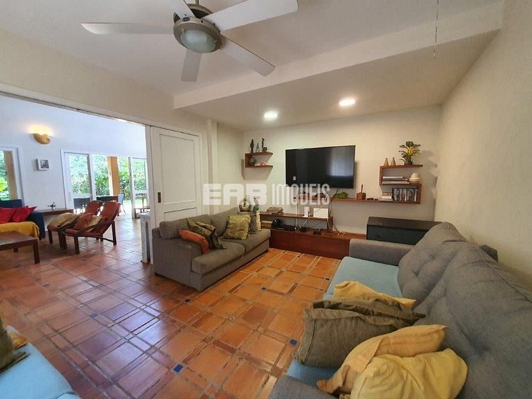 Casa com piscina aquecida, para temporada na Praia de Itamam