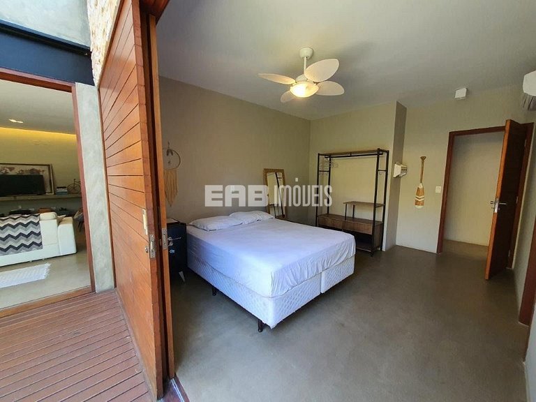 Casa sustentável a 70m da praia de Itamambuca