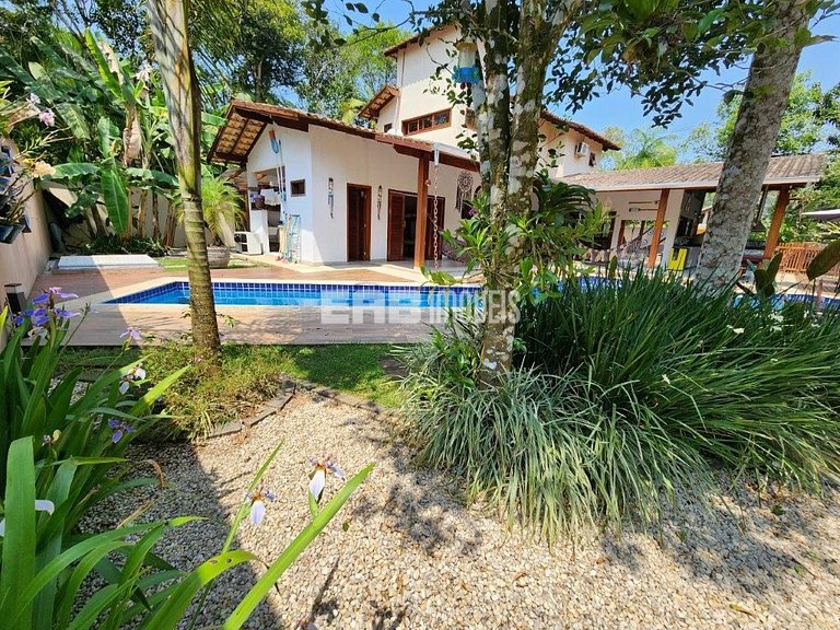 Casa para 12 pessoas em Itamambuca