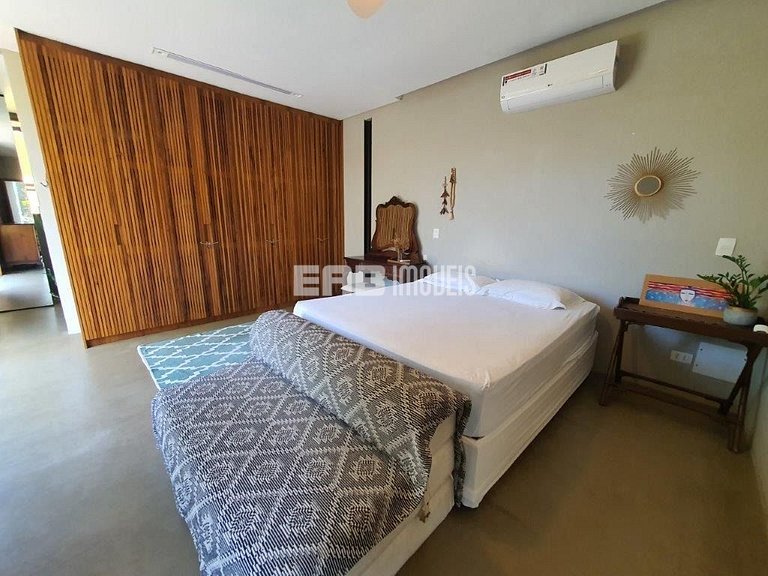 Casa sustentável a 70m da praia de Itamambuca