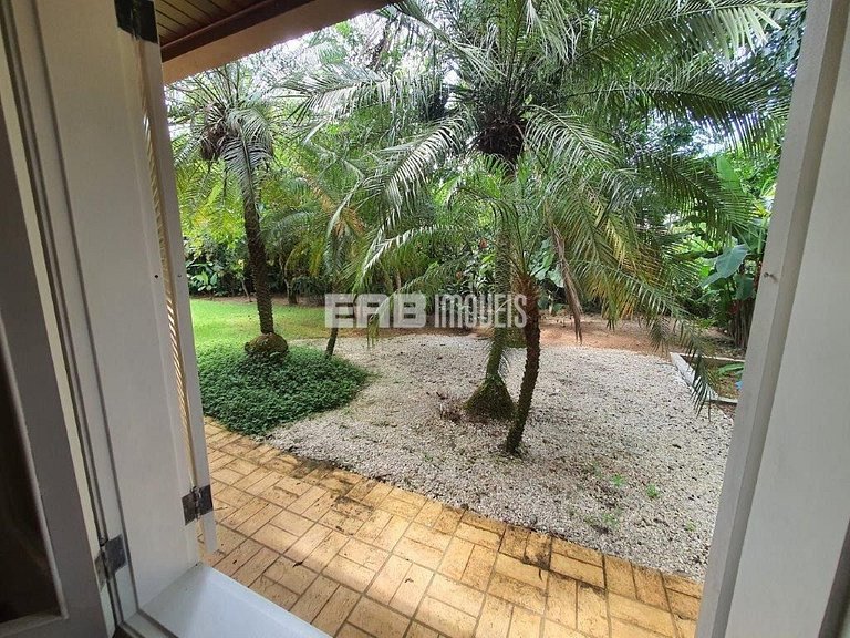 Casa com piscina aquecida, para temporada na Praia de Itamam