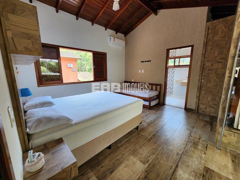 Casa para 12 pessoas em Itamambuca