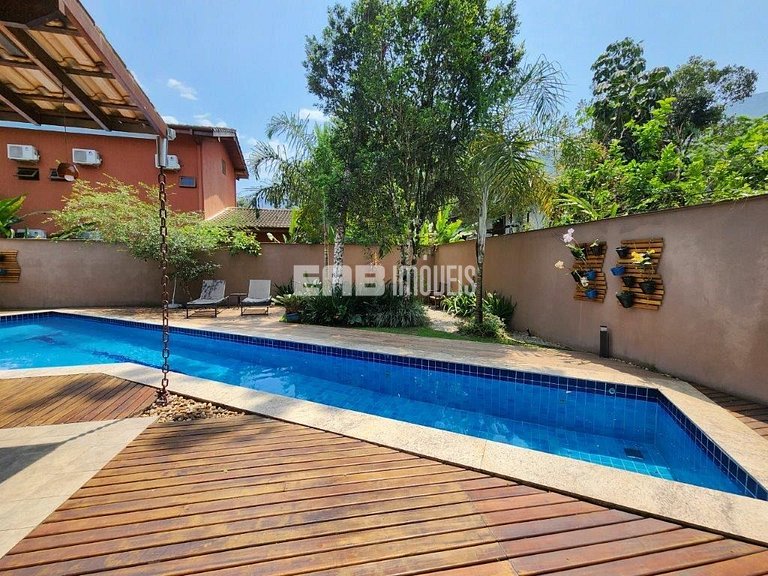 Casa para 12 pessoas em Itamambuca