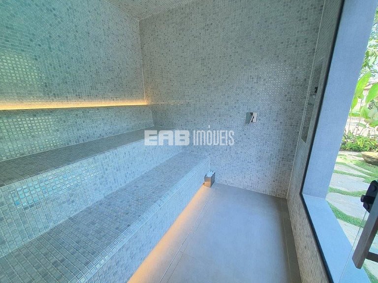 Casa de alto padrão com piscina, jacuzzi aquecida, sauna e c