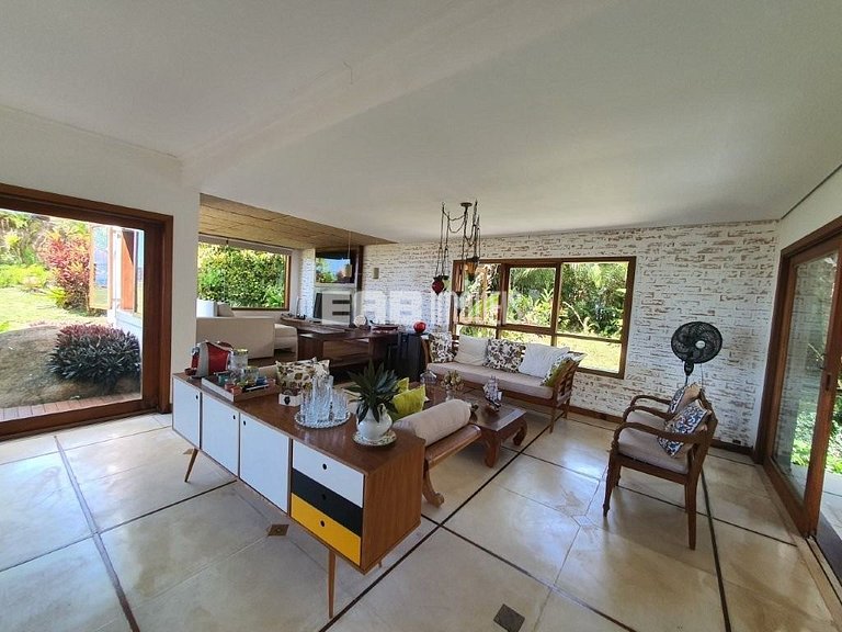 Casa de tirar o fôlego na praia do Félix, Ubatuba