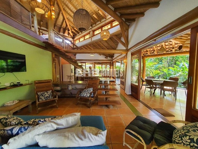 Casa charmosa e aconhegante a 150m da praia de Itamambuca