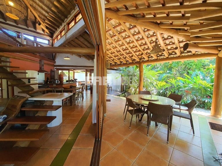 Casa charmosa e aconhegante a 150m da praia de Itamambuca