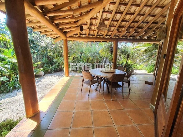 Casa charmosa e aconhegante a 150m da praia de Itamambuca