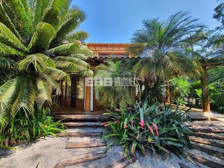 Casa charmosa e aconhegante a 150m da praia de Itamambuca