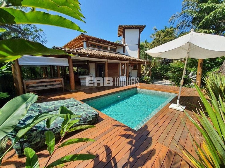 Casa charmosa e aconhegante a 150m da praia de Itamambuca