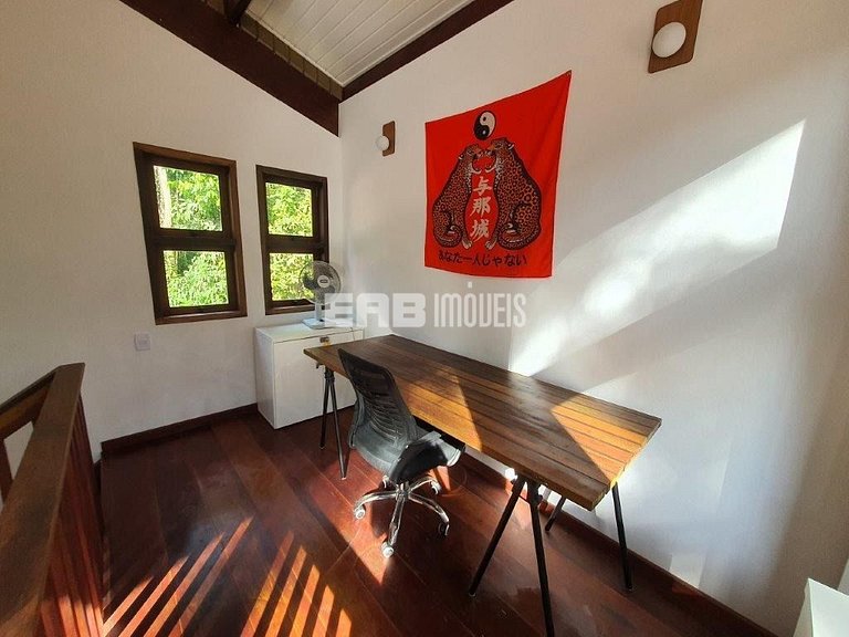 Casa para locação de temporada em Itamambuca. Acomoda até 9