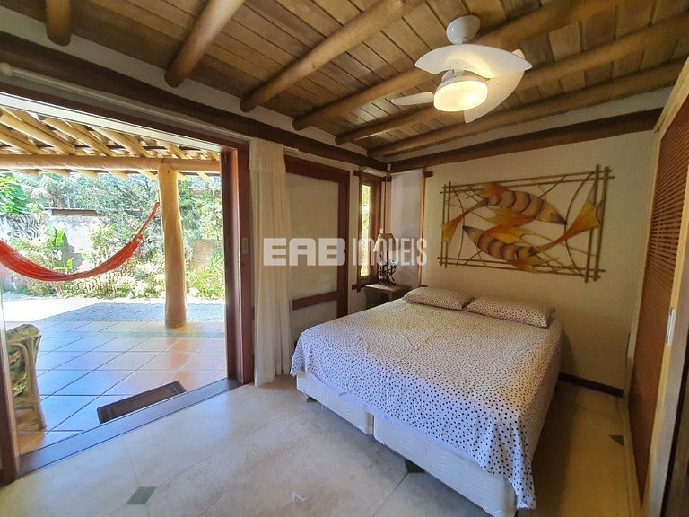 Casa charmosa e aconhegante a 150m da praia de Itamambuca