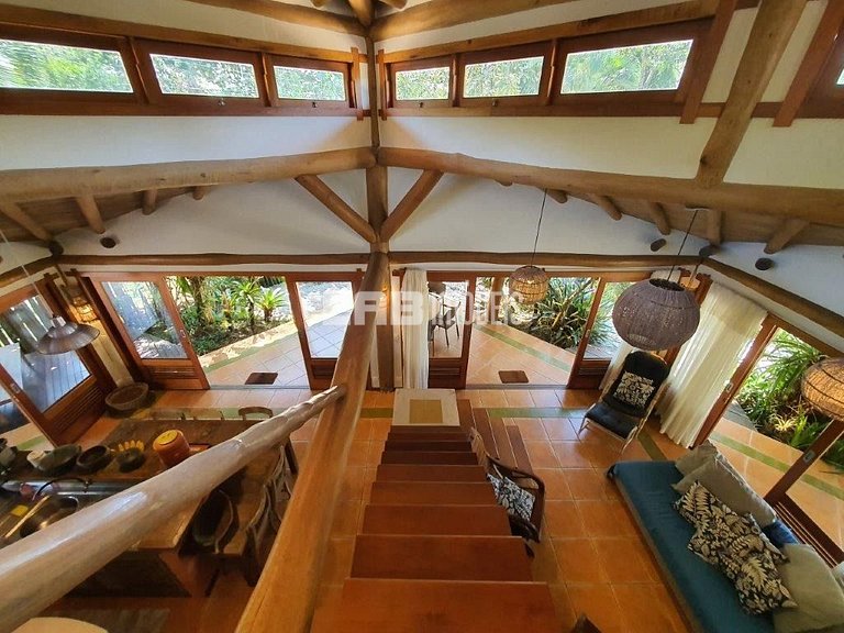 Casa charmosa e aconhegante a 150m da praia de Itamambuca