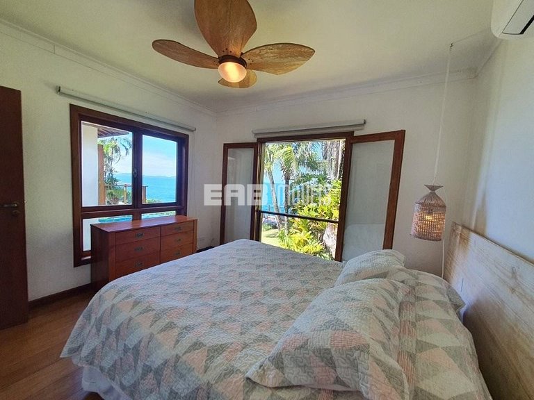 Casa de tirar o fôlego na praia do Félix, Ubatuba