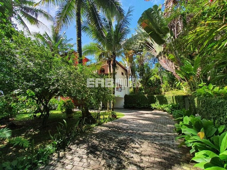Casa de tirar o fôlego na praia do Félix, Ubatuba