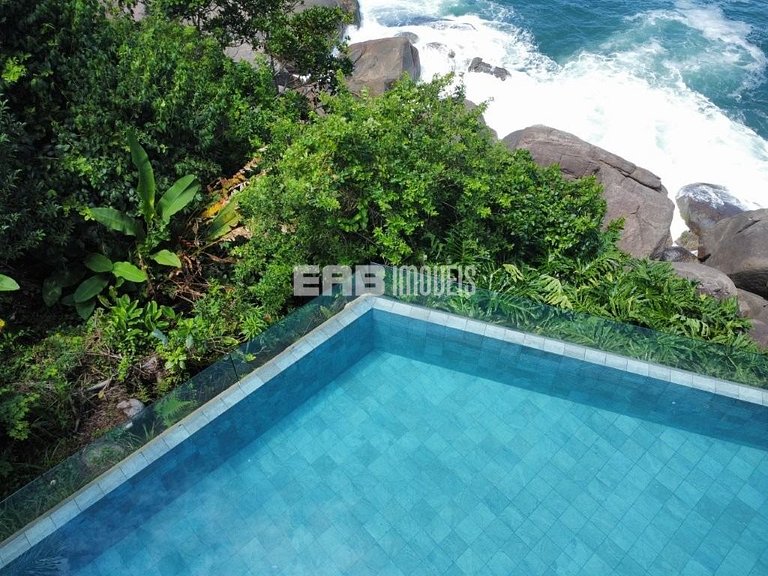 Casa de tirar o fôlego na praia do Félix, Ubatuba