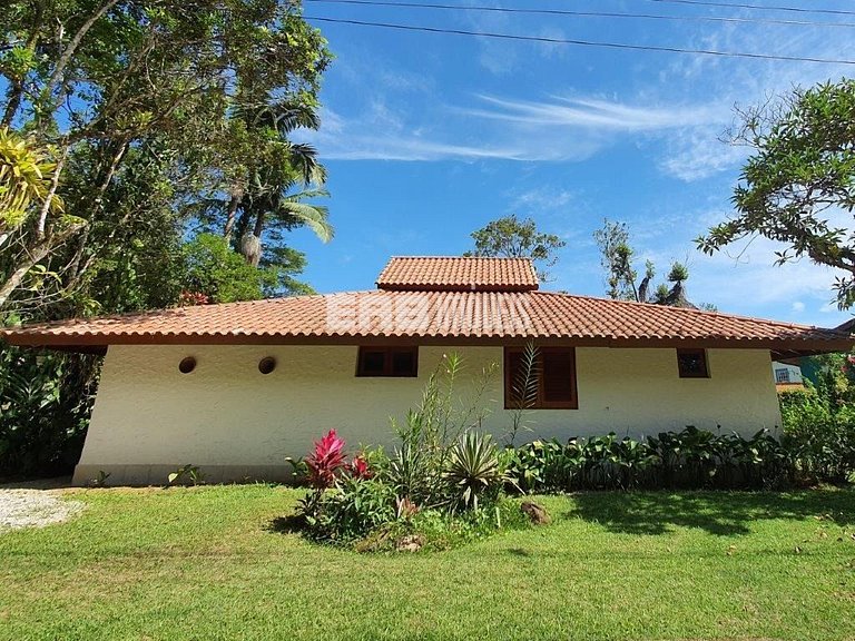 Agradável casa de praia, para temporada em Itamambuca