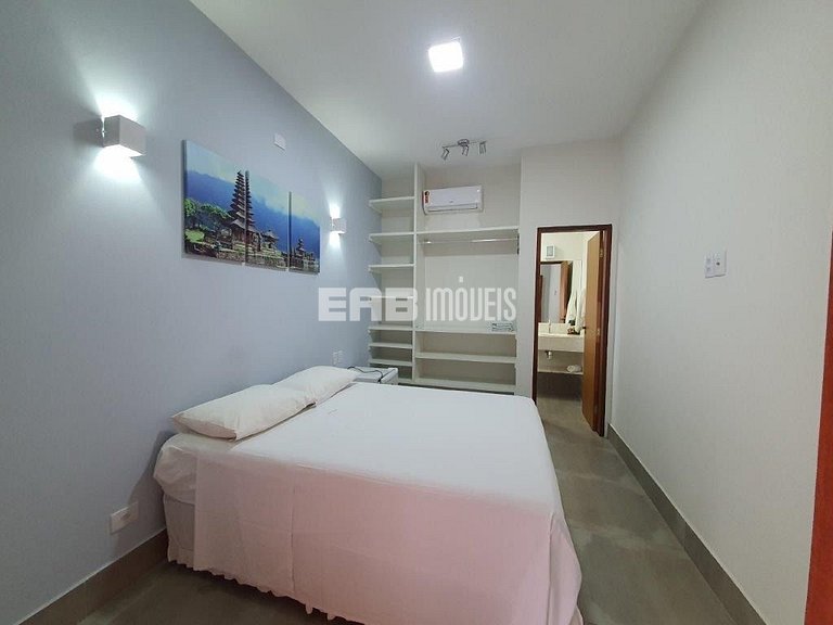 Casa em Itamambuca com 5 suítes, piscina, churrasqueira e ar