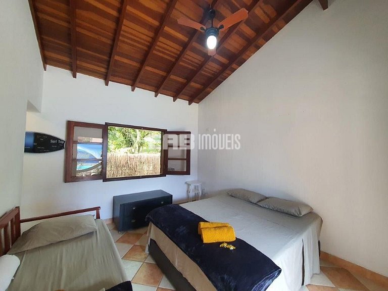 Casa com piscina para temporada em Itamambuca, Ubatuba