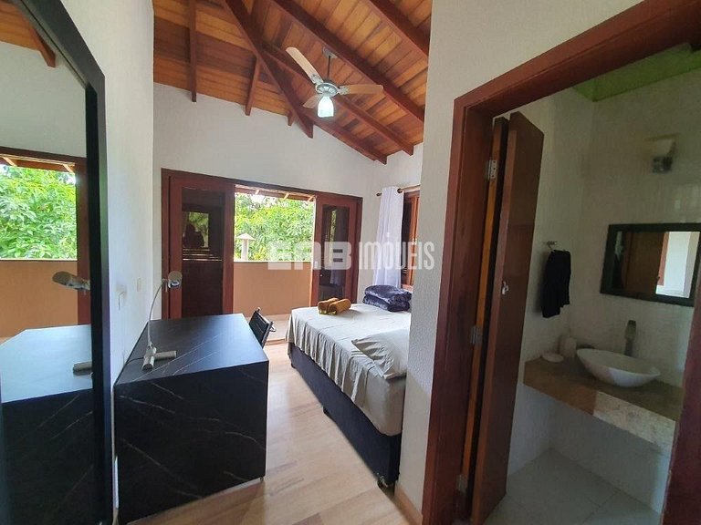 Casa com piscina para temporada em Itamambuca, Ubatuba