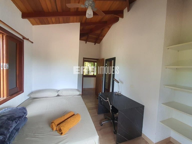 Casa com piscina para temporada em Itamambuca, Ubatuba