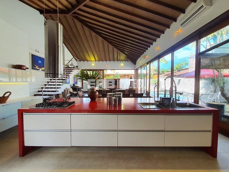 Casa de alto padrão para temporada em Itamambuca