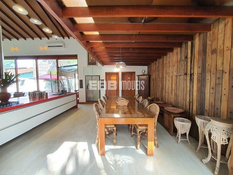 Casa de alto padrão para temporada em Itamambuca