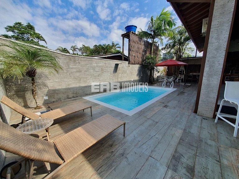 Casa de alto padrão para temporada em Itamambuca