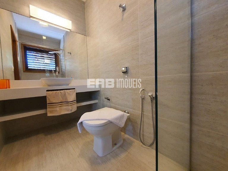 Casa de alto padrão para temporada em Itamambuca