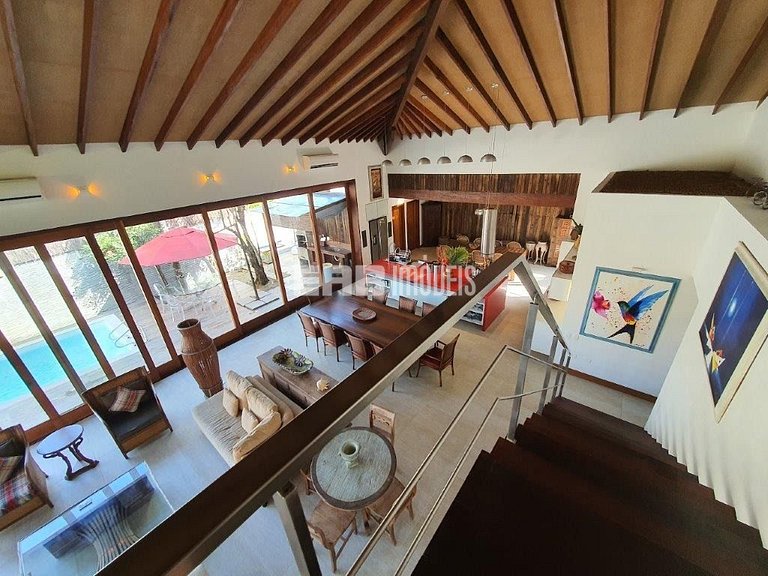 Casa de alto padrão para temporada em Itamambuca