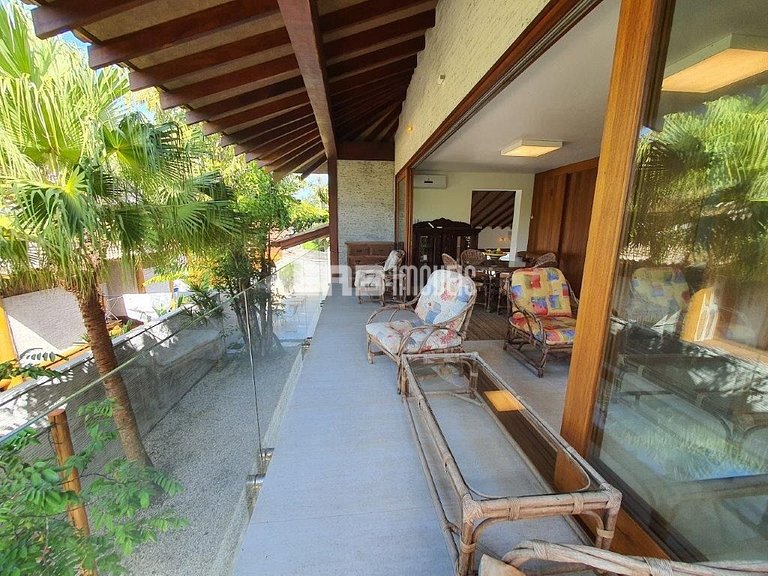 Casa de alto padrão para temporada em Itamambuca