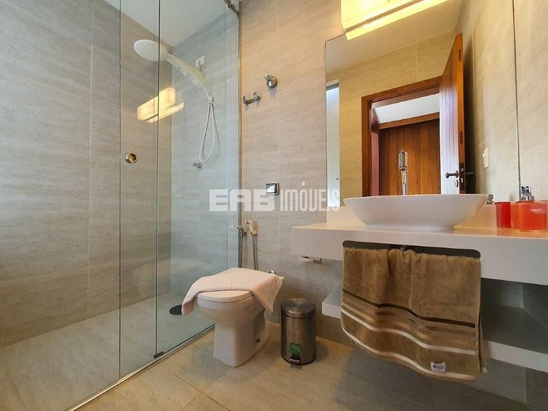 Casa de alto padrão para temporada em Itamambuca