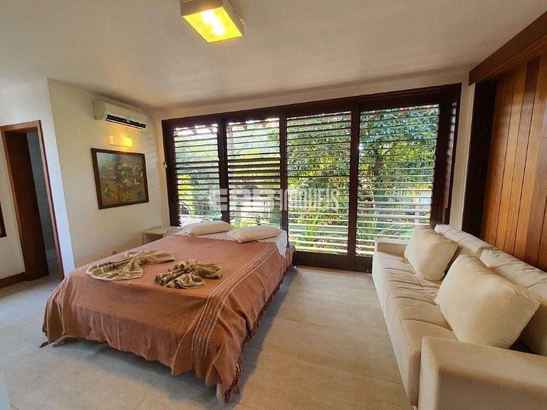 Casa de alto padrão para temporada em Itamambuca