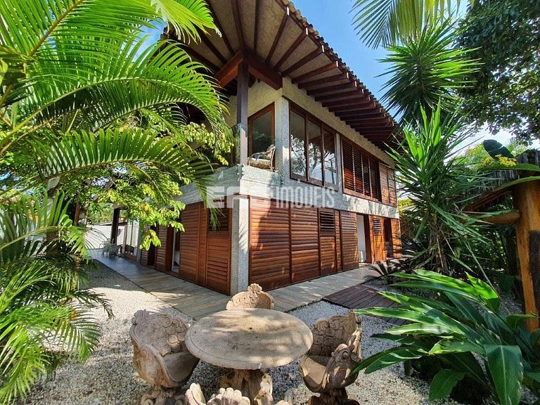 Casa de alto padrão para temporada em Itamambuca