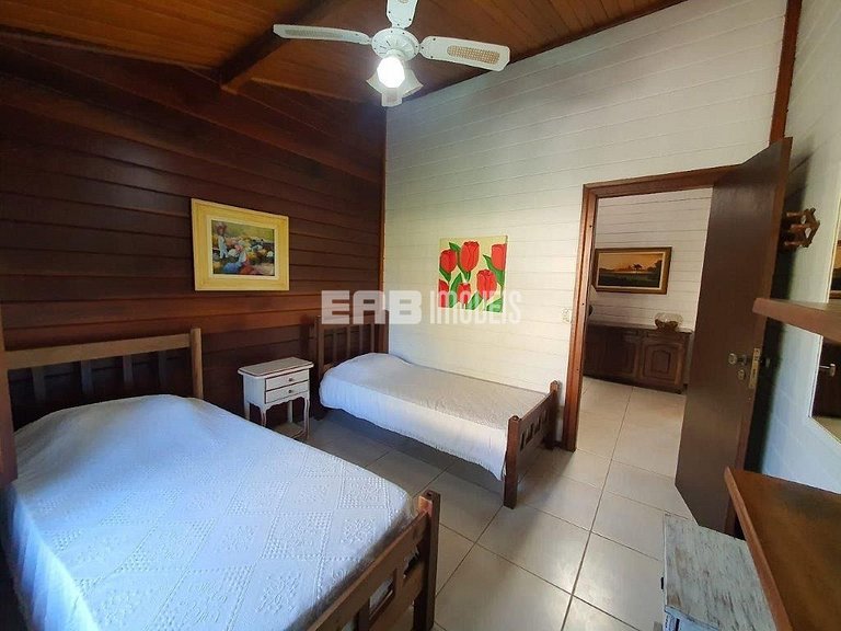 Casa linda e aconchegante, a apenas 200m da praia