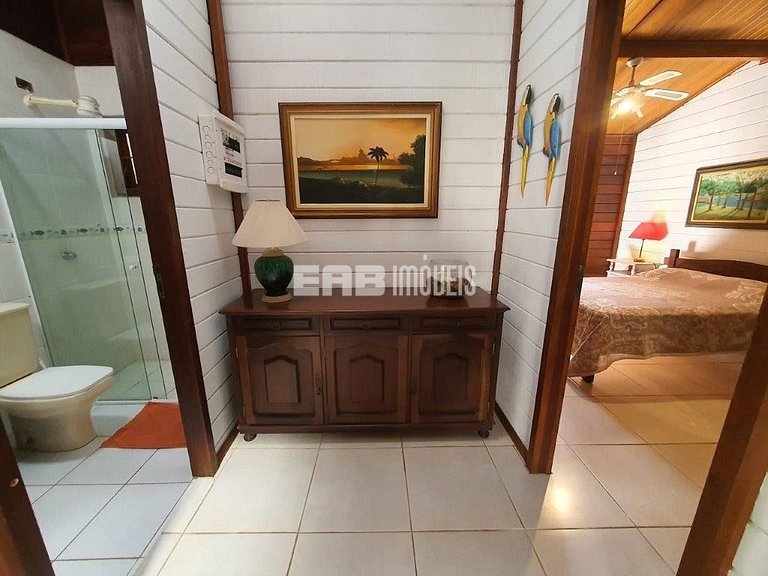 Casa linda e aconchegante, a apenas 200m da praia