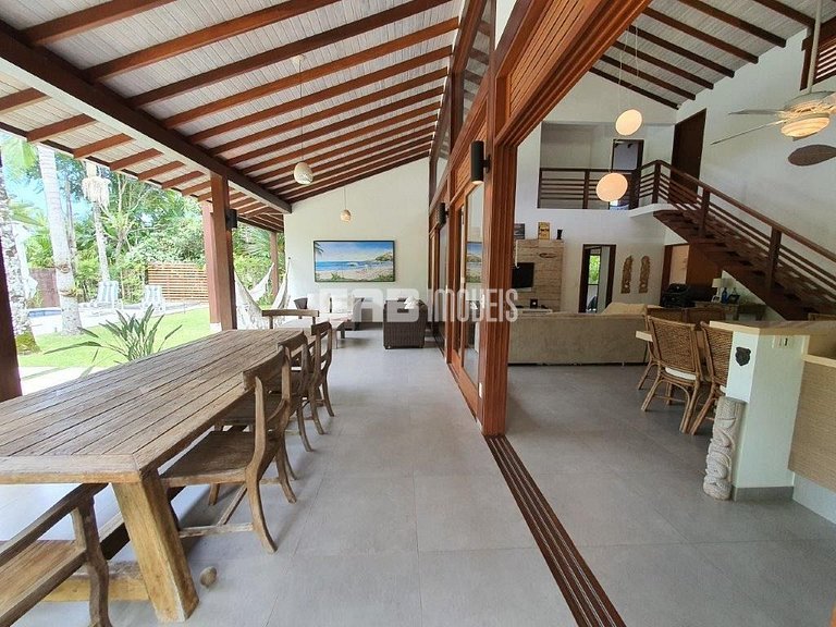 Casa em Itamambuca com piscina para 8 pessoas