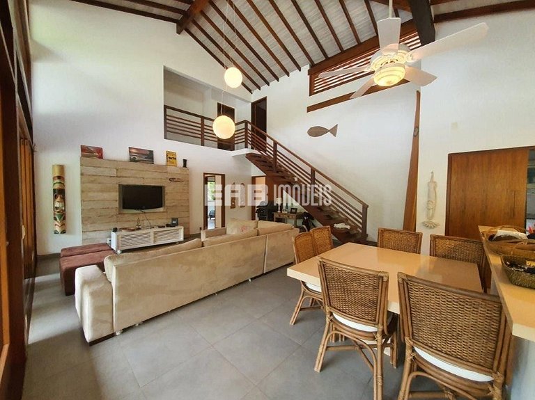 Casa em Itamambuca com piscina para 8 pessoas