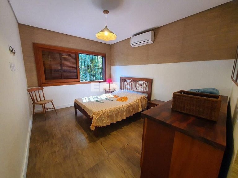 Casa linda e aconchegante, a apenas 200m da praia