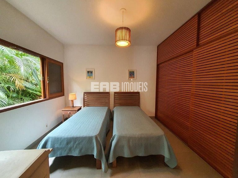 Casa em Itamambuca com piscina para 8 pessoas