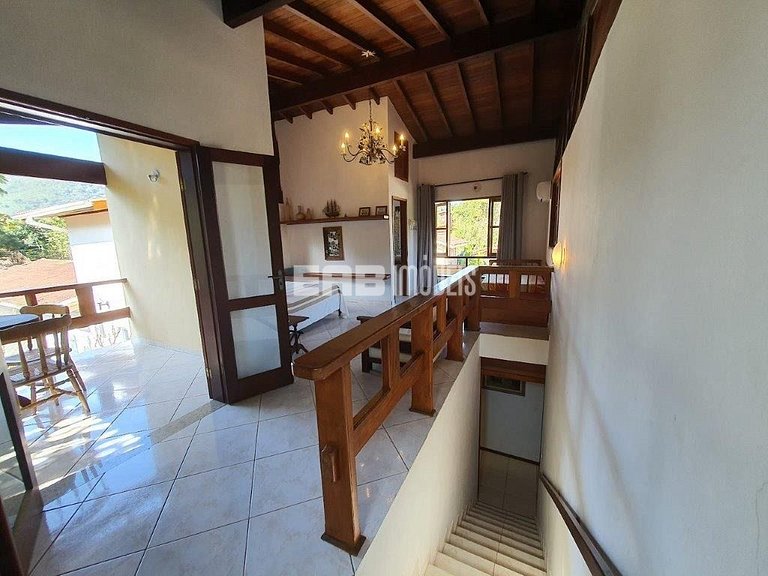 Casa linda e aconchegante, a apenas 200m da praia