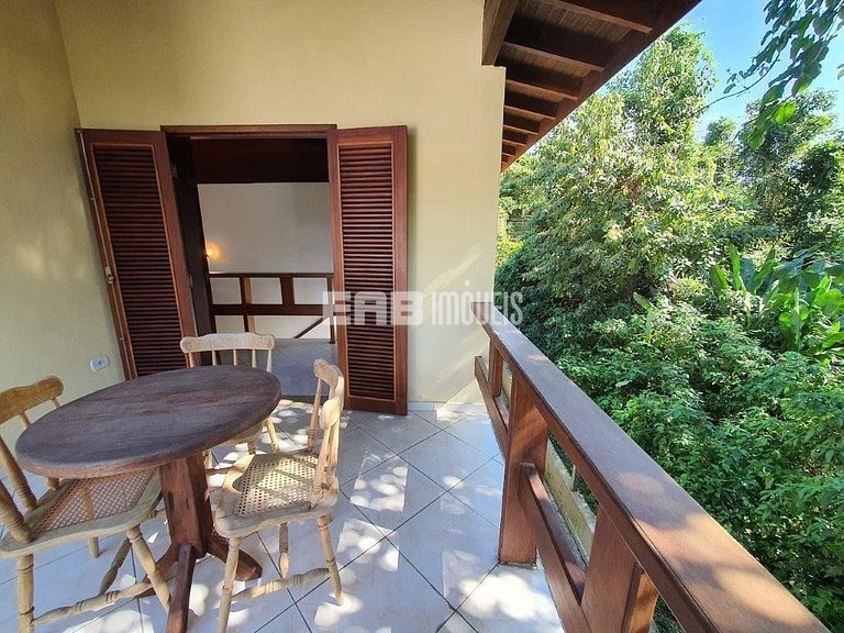 Casa linda e aconchegante, a apenas 200m da praia