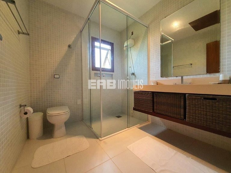 Casa em Itamambuca com piscina para 8 pessoas