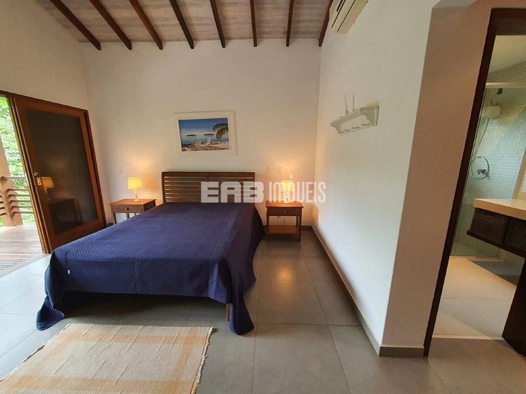 Casa em Itamambuca com piscina para 8 pessoas