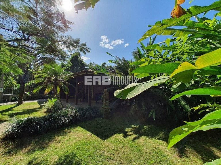 Casa linda e aconchegante, a apenas 200m da praia